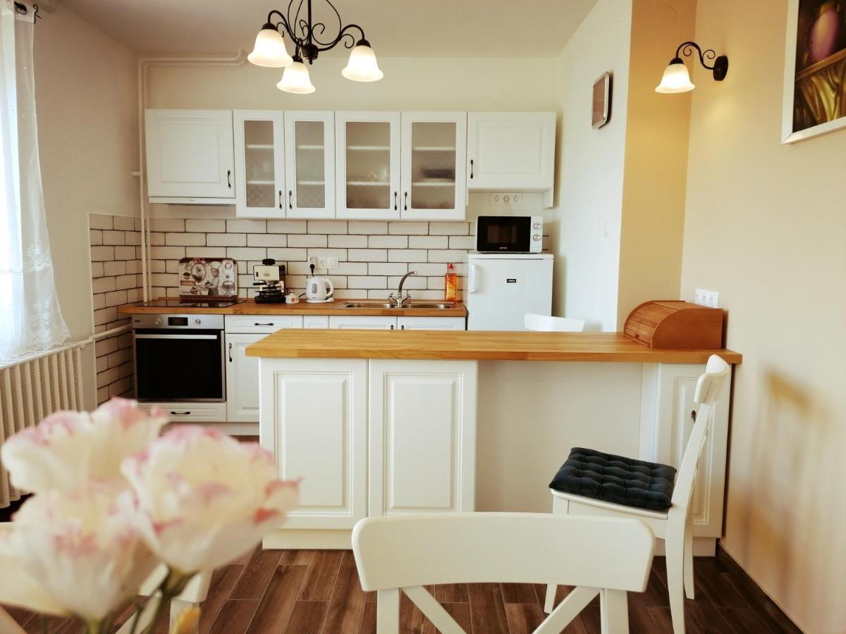 Elisoria Apartments แชร์สเซกโตไม ภายนอก รูปภาพ